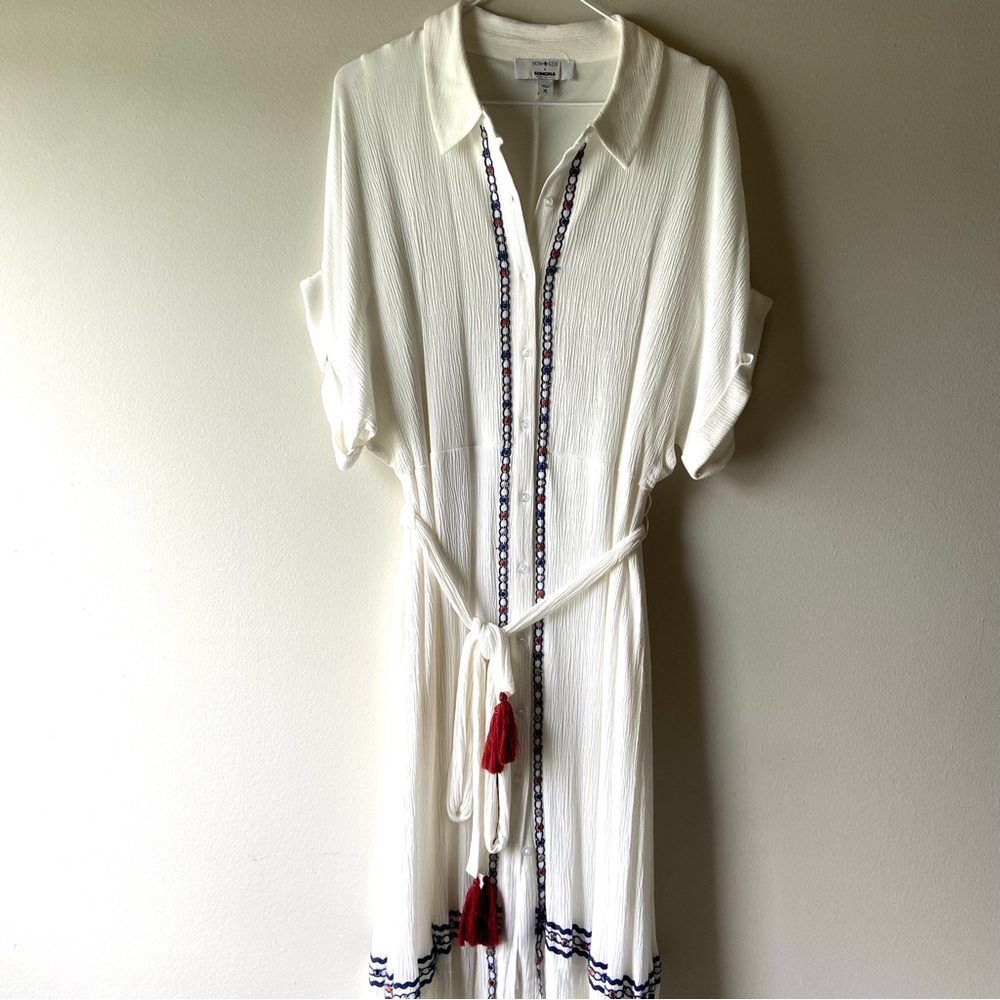 Sonoma Shirt Dress White w Buttons Multicolored Embroidered 
Accents Size XL